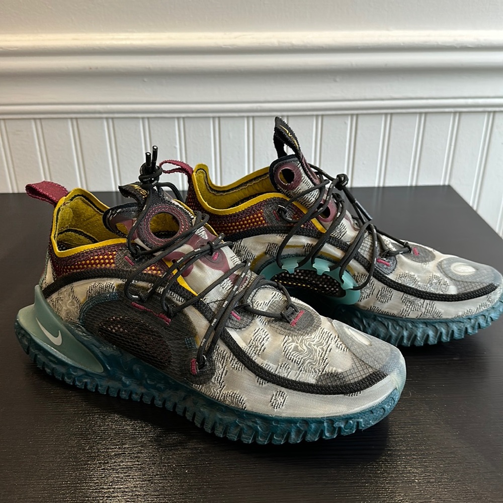 Nike Flow 2020 ISPA